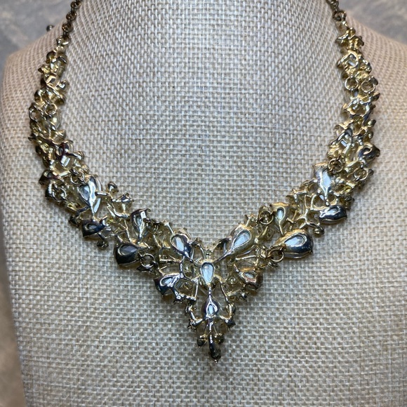 Vintage Rhinestone Bib Necklace Silver Tone 16-18” Multiple Shapes & Size stones - Picture 11 of 17